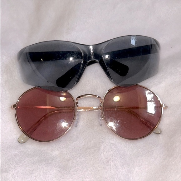 ‼️SALE‼️ Stylish Black and Red Sunglasses Set - Picture 1 of 1